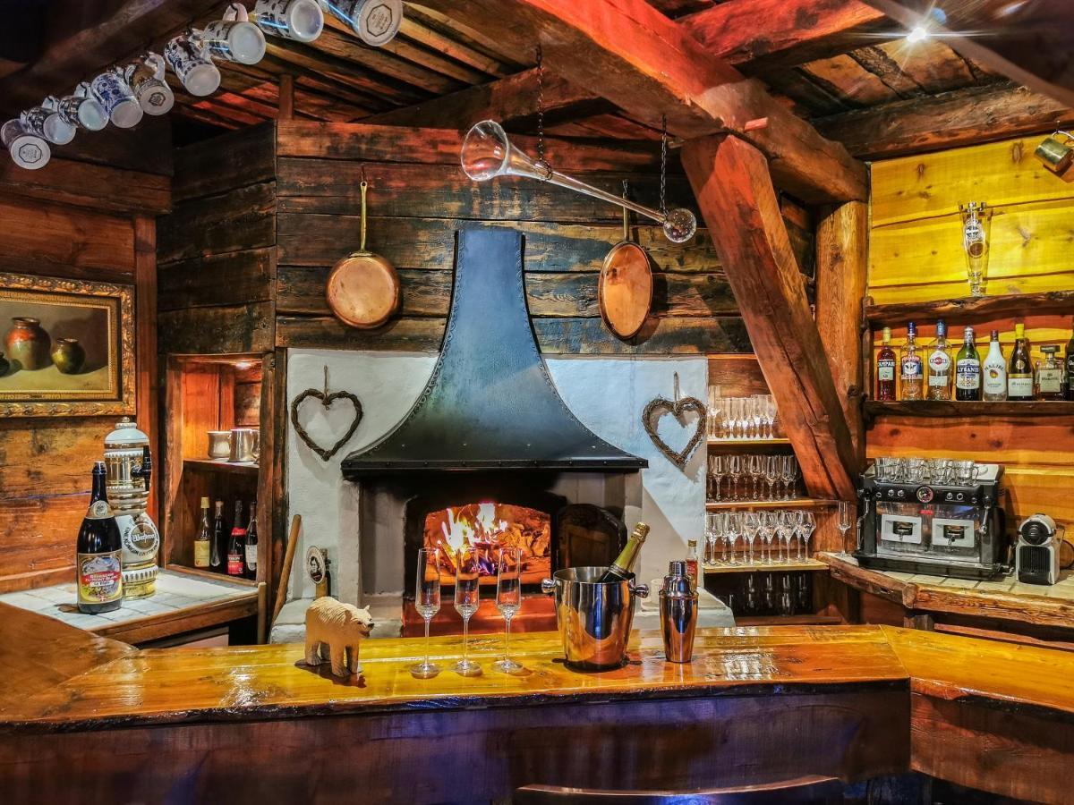 ブリアンソン Chez Bear Bed & Breakfast エクステリア 写真