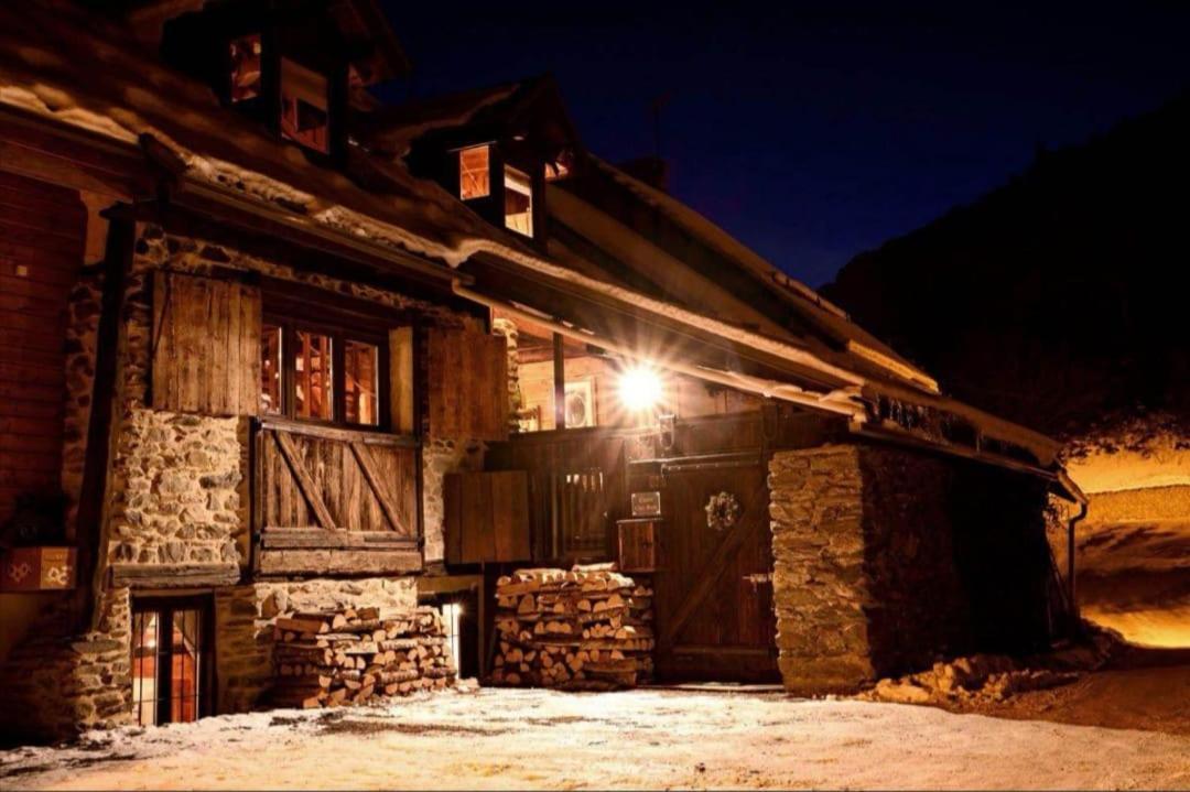 ブリアンソン Chez Bear Bed & Breakfast エクステリア 写真