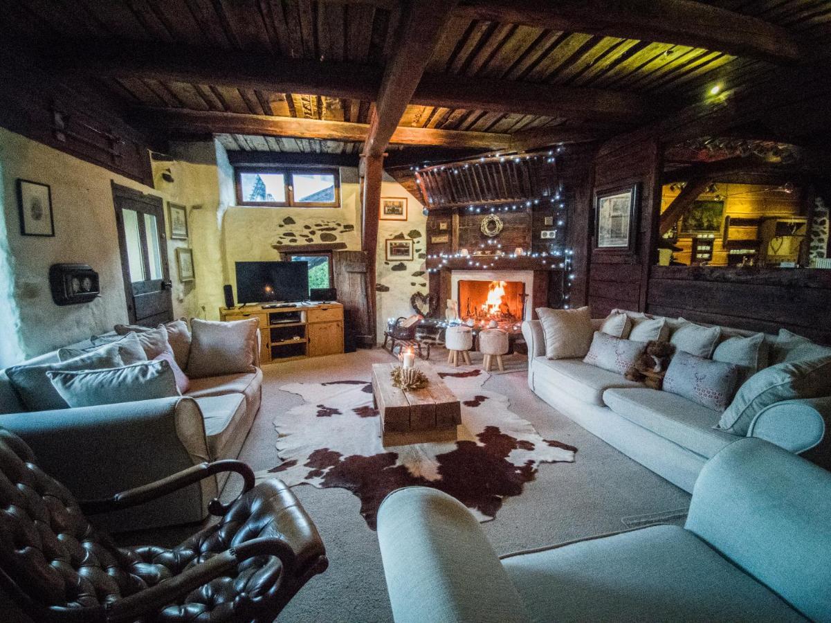 ブリアンソン Chez Bear Bed & Breakfast エクステリア 写真